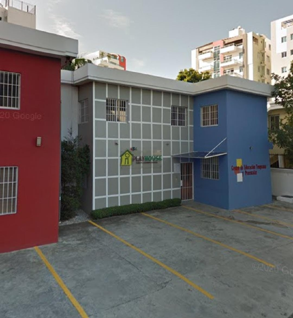 Playhouse Early Learning Center  -  Otros